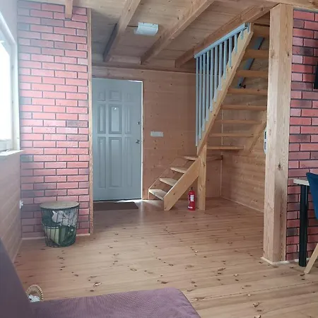 בקתה Drewniany Na Kaszubach U Oli *